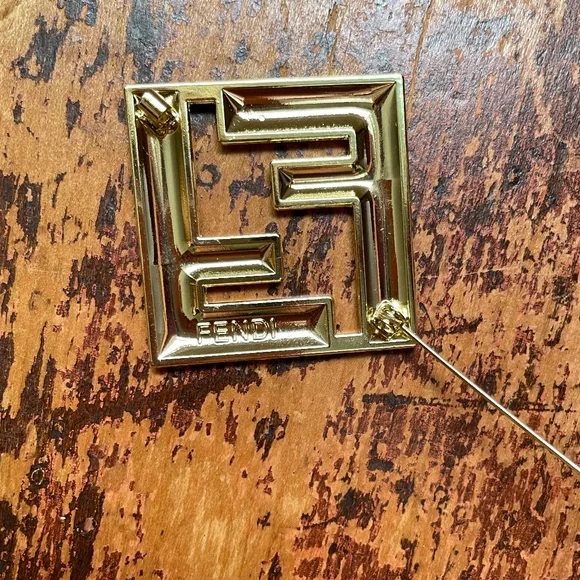 vintage Forever Fendi FF pin - Picture 2 of 5